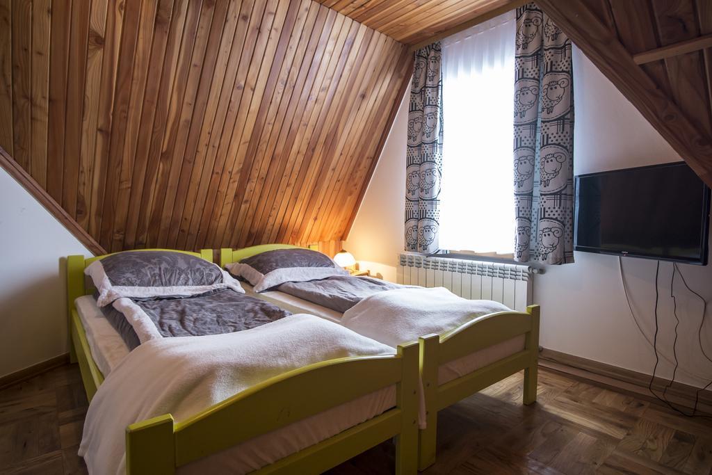 Gronik Bed & Breakfast Bagian luar foto