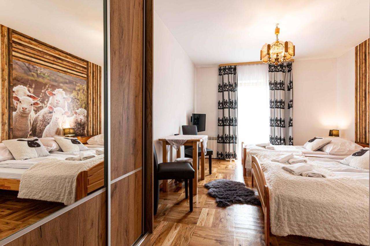 Gronik Bed & Breakfast Bagian luar foto
