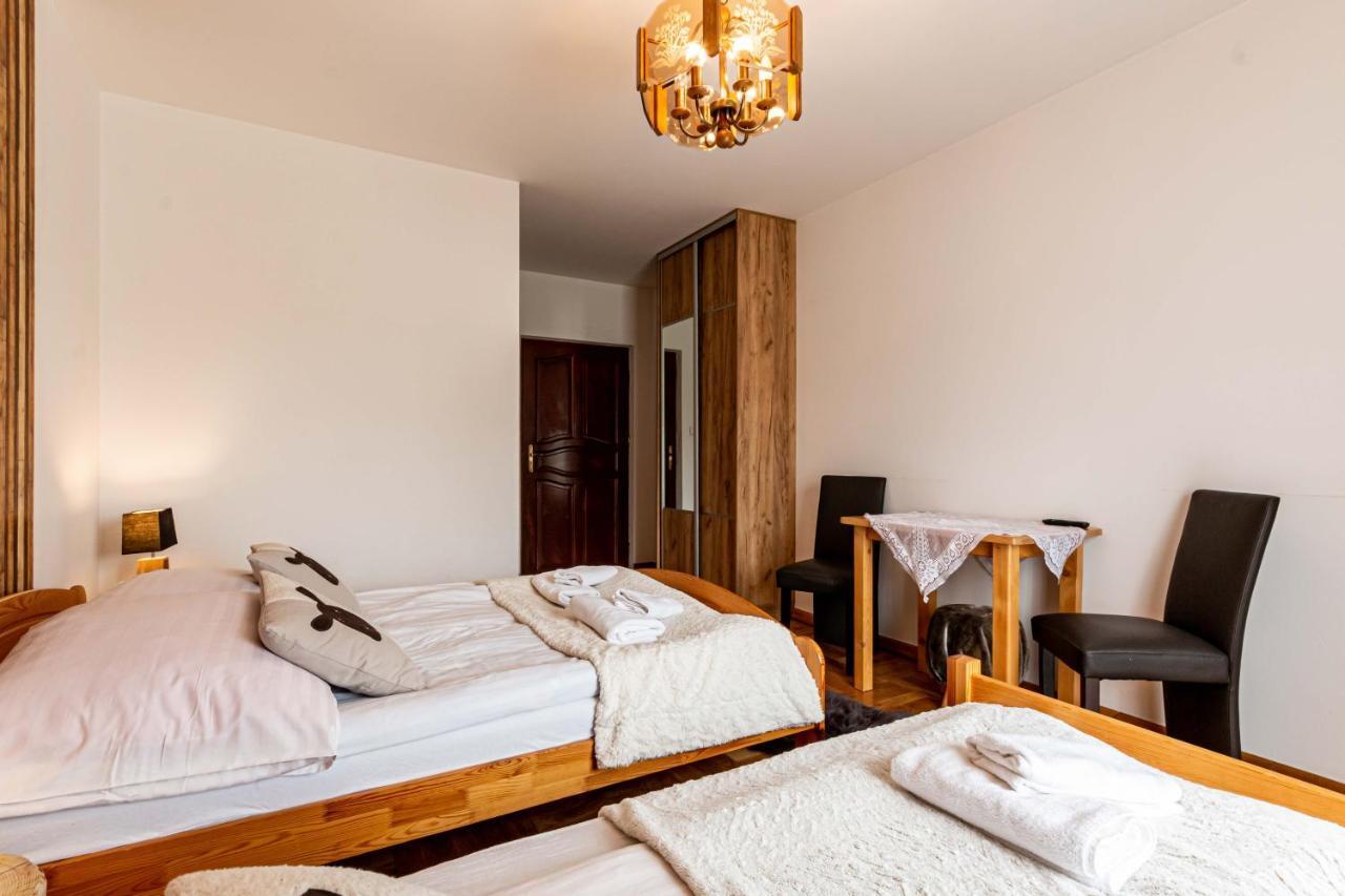 Gronik Bed & Breakfast Bagian luar foto