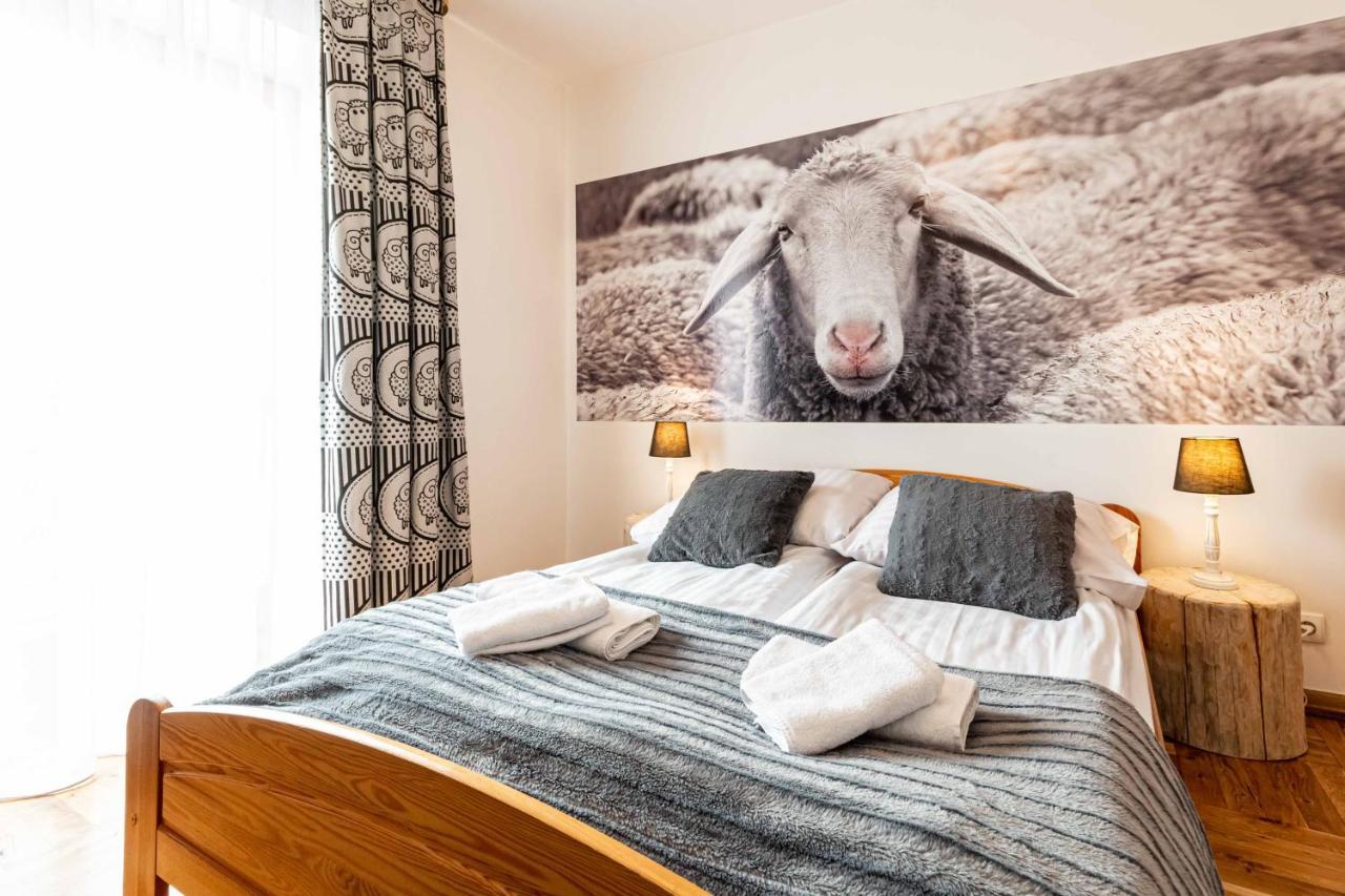 Gronik Bed & Breakfast Bagian luar foto