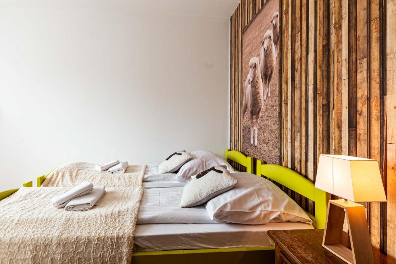 Gronik Bed & Breakfast Bagian luar foto