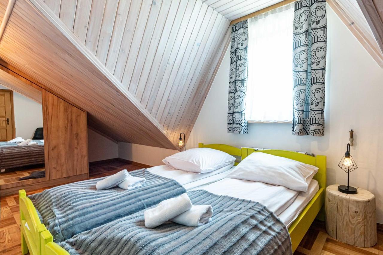 Gronik Bed & Breakfast Bagian luar foto