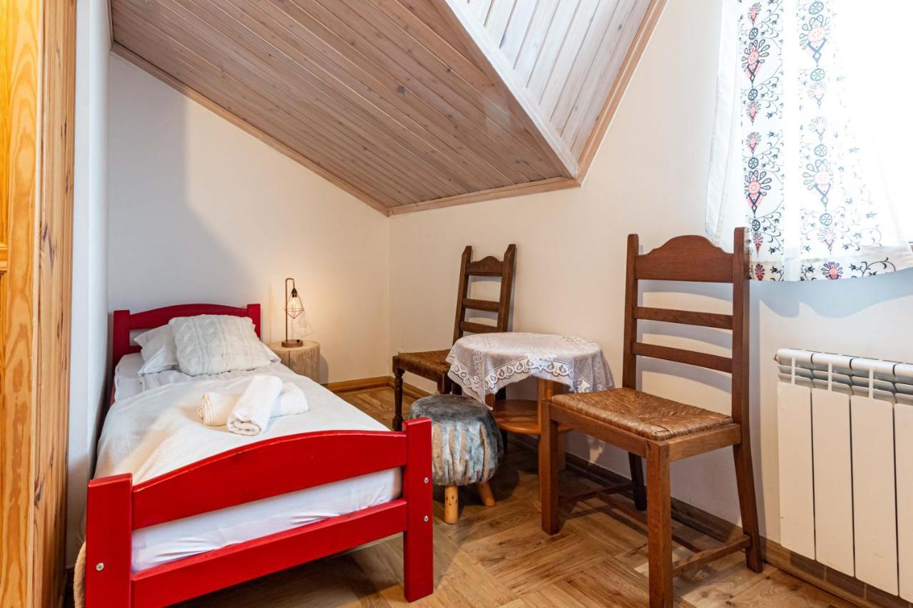 Gronik Bed & Breakfast Bagian luar foto