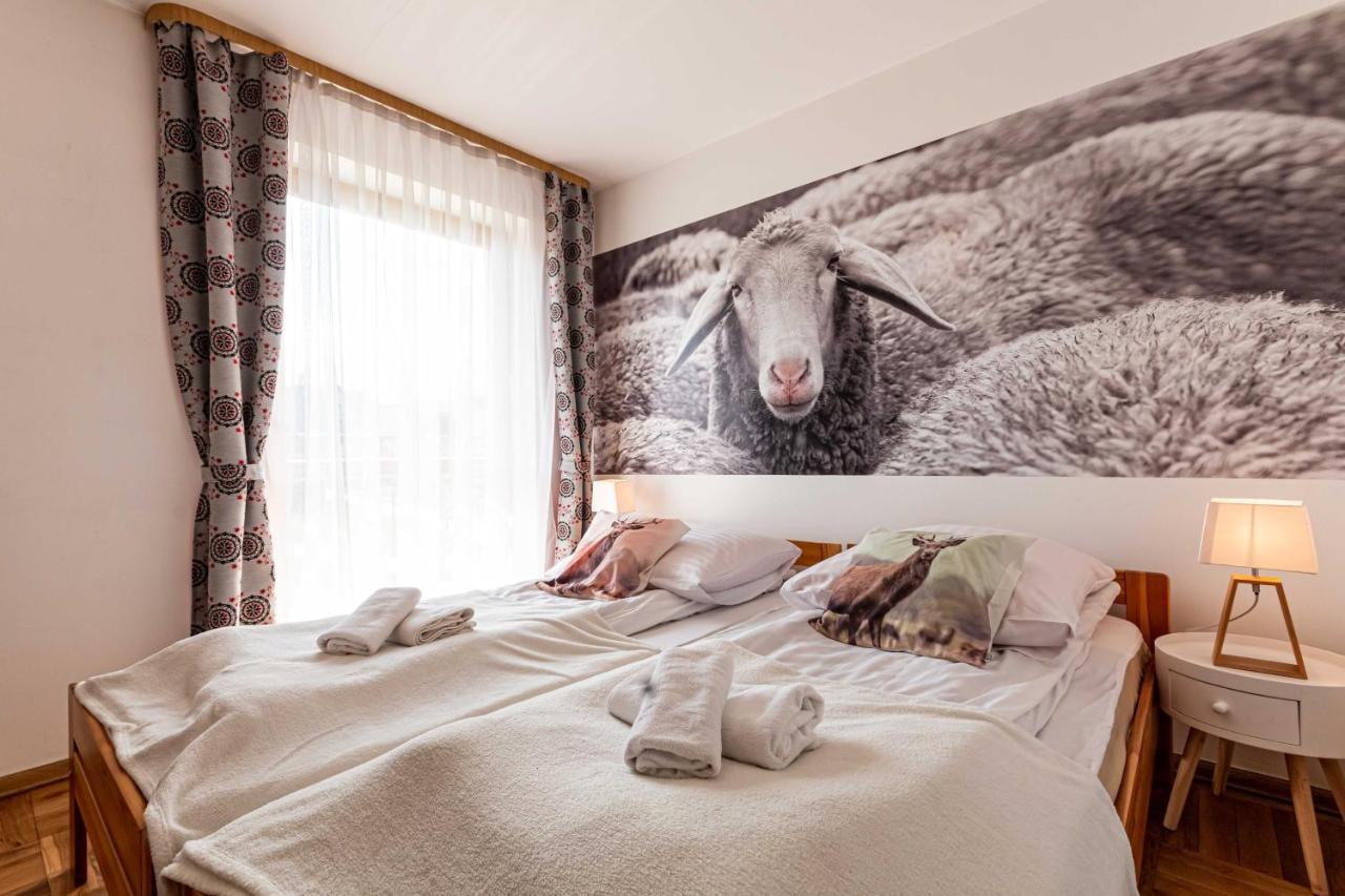 Gronik Bed & Breakfast Bagian luar foto