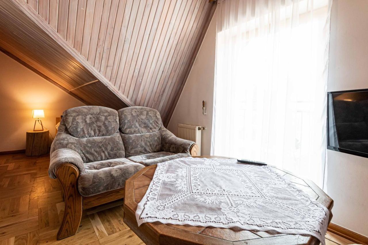 Gronik Bed & Breakfast Bagian luar foto