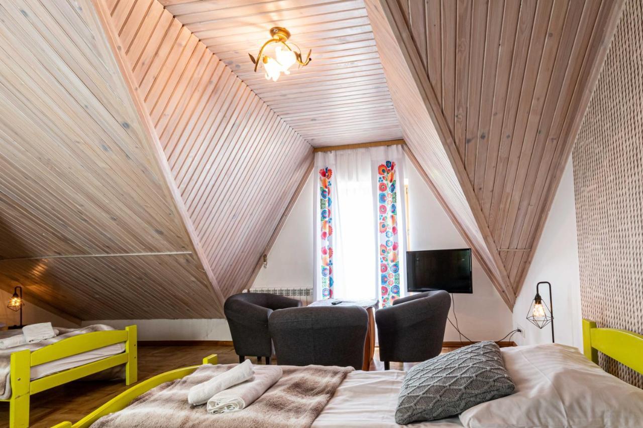 Gronik Bed & Breakfast Bagian luar foto