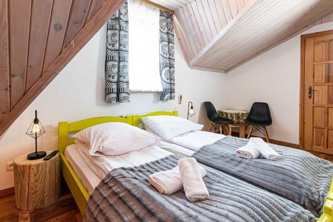 Gronik Bed & Breakfast Bagian luar foto